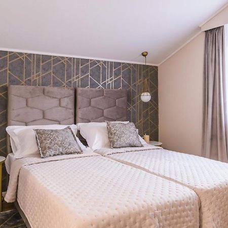 Turta Rooms ซาดาร์ ภายนอก รูปภาพ
