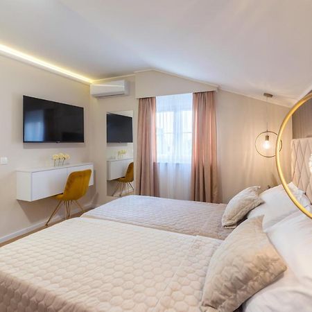Turta Rooms ซาดาร์ ภายนอก รูปภาพ